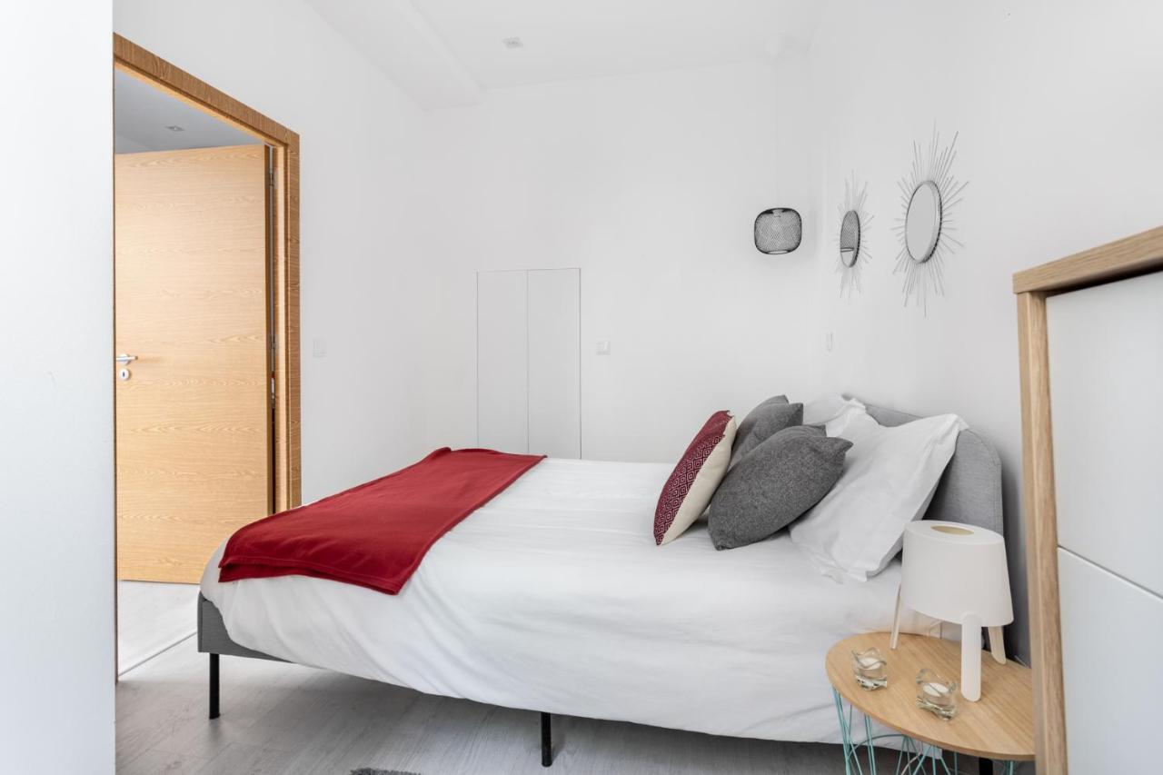 Altido Stylish Arroios Apartments, 20 Min To Centre Lisbon Bagian luar foto